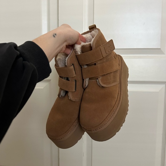 UGG Neumel Platform Double Strap Boots Soft US Womens Size 9 Tan Sold out! - Picture 2 of 13